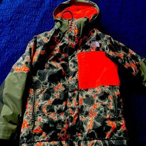 Boys North Face Winter Jacket !